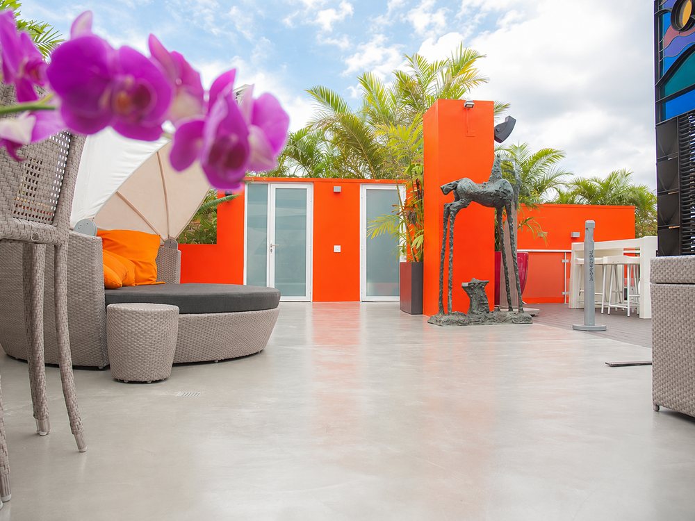 Baxab Eco exterior terrace with T/Grip